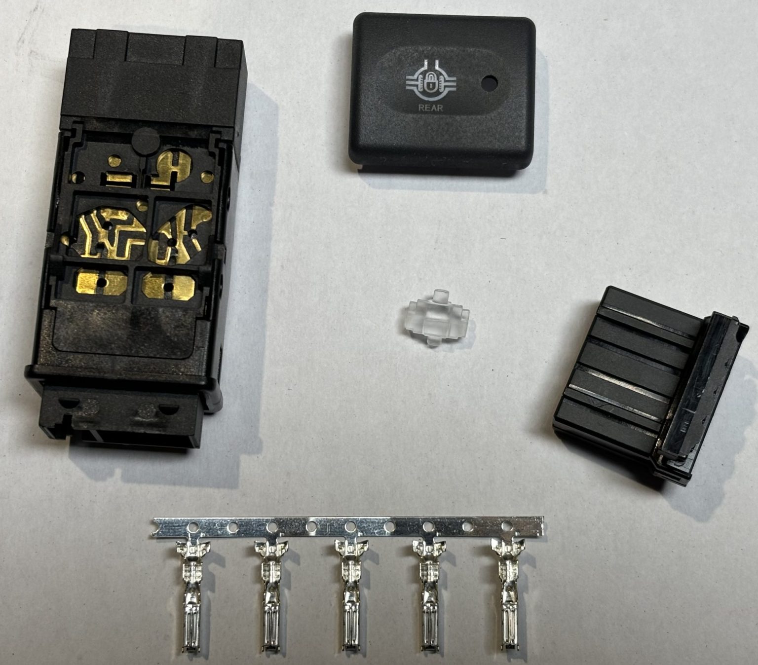 REAR DIFF LOCK Switch Kit for Land Rover Defender Crafted Ovals