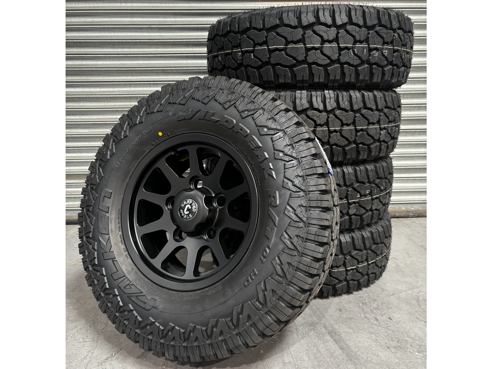 16″ SQUADRON SATIN BLACK ALLOYS + Falken Wildpeak RT 265/75R16 x 5