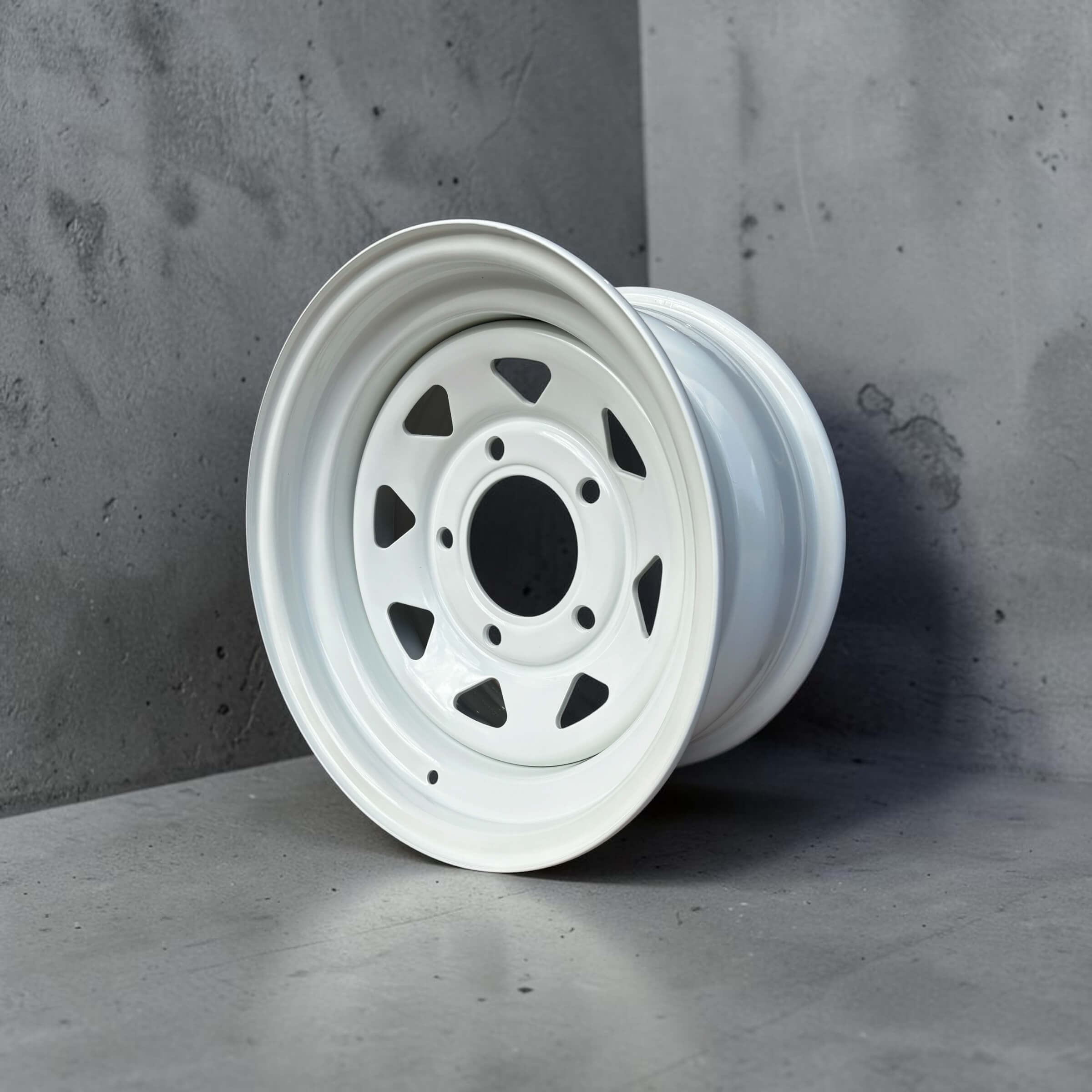 8 SPOKE 16" X 8 STEEL RIM (ET0) - WHITE