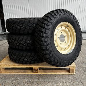 BFGOODRICH MUD TERRAIN KM3 235/85R16 + 16 X 6.5 HD WOLF LIMESTONE RIMS X 4